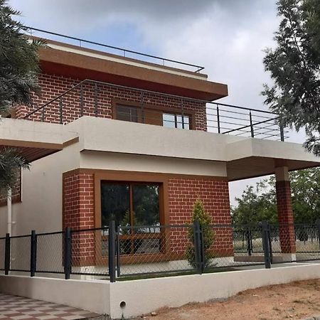 Sandstone Villa Mysore Exteriör bild